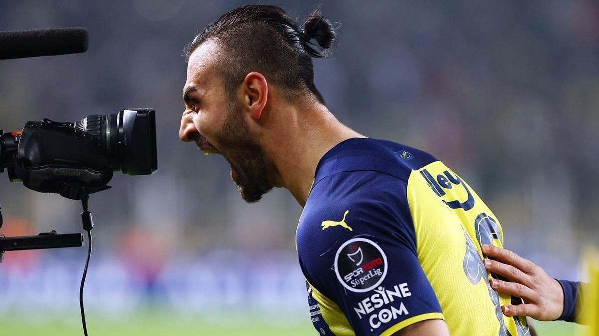 Serdar Dursun'da kimsenin beklemedii oldu! Fenerbaheliler akn