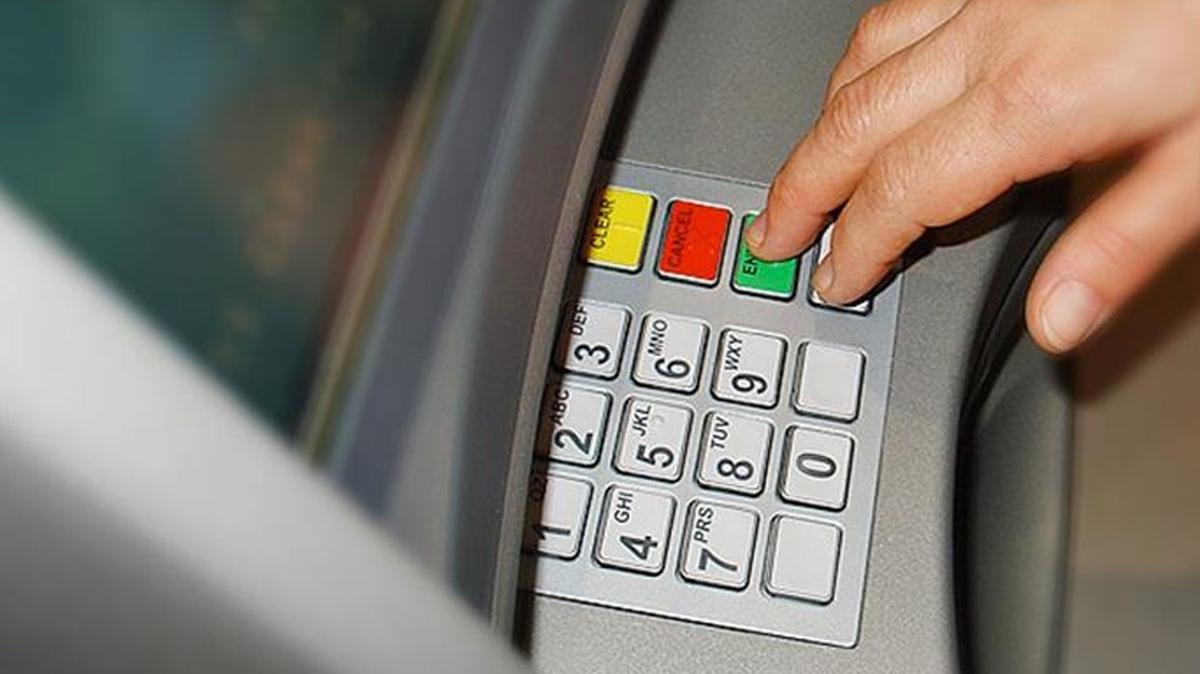 FET'cleri ATM'ler ve online oyunla beslemiler
