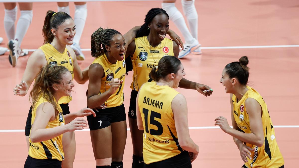 VakfBank set vermeden kazand! Kzlyldz' 3-0'la getiler