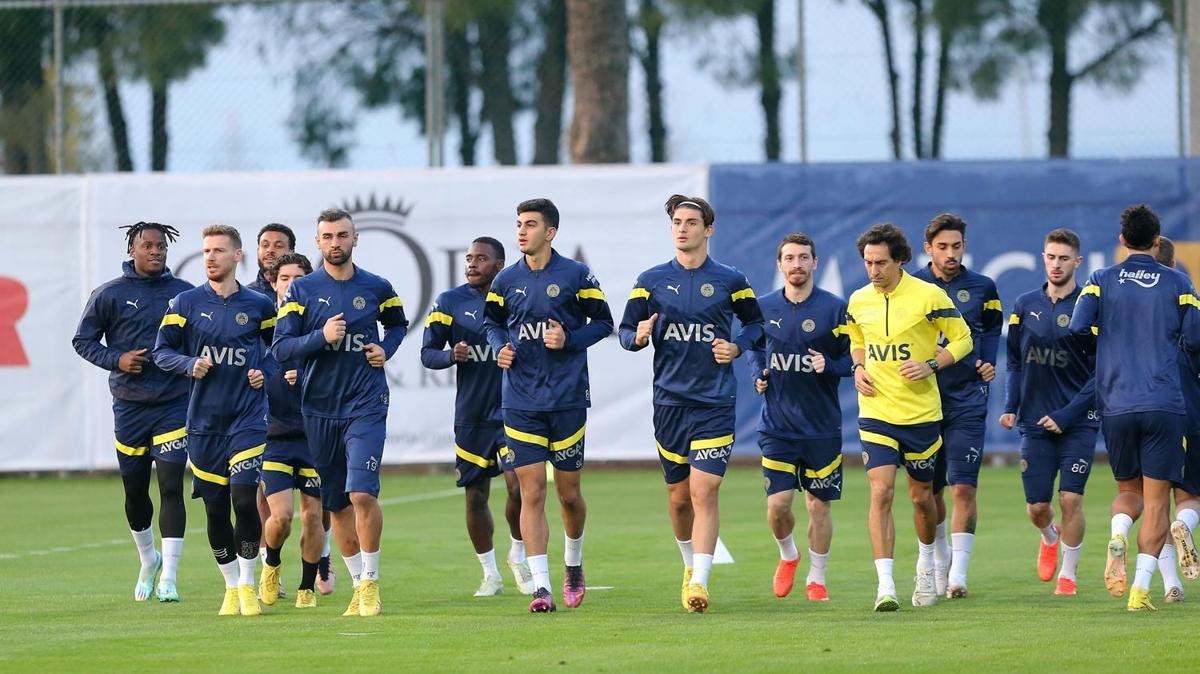 Fenerbahe antrenmanlara tam gaz devam!