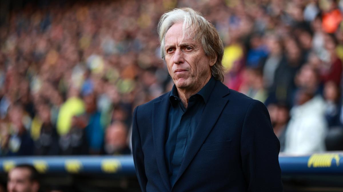 Jorge Jesus: "Sahada fiziksel ve teknik olarak ok iyi bir Fenerbahe var"