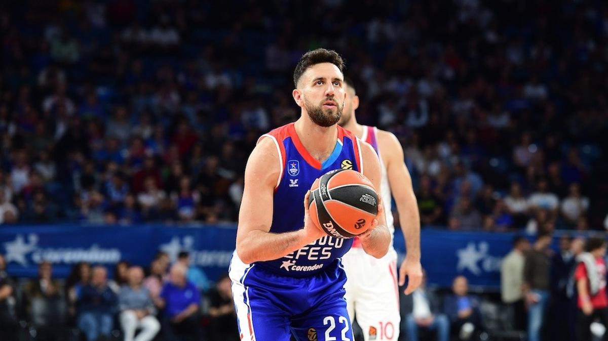 Anadolu Efes, Panathinaikos'a kar kt seriyi sonlandrmak istiyor