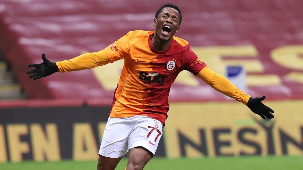 Galatasaray'n 1,4 milyon euro dedii Jesse Sekidika'dan srpriz imza