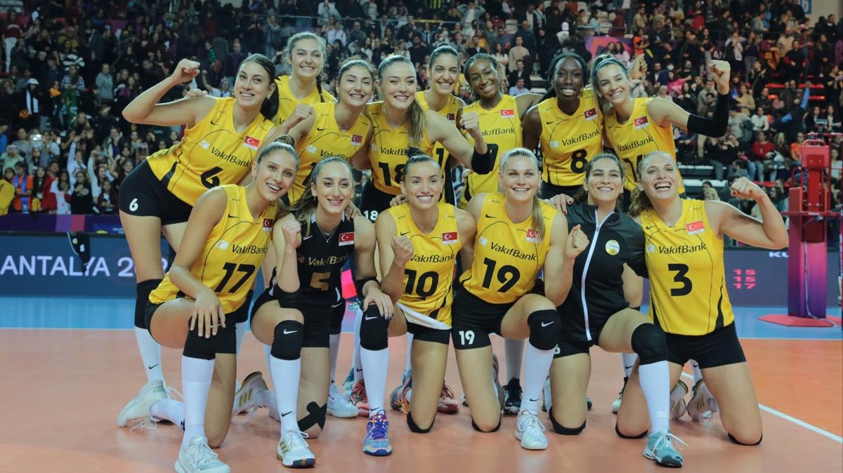 VakfBank, Adana Demirspor karsnda set vermedi