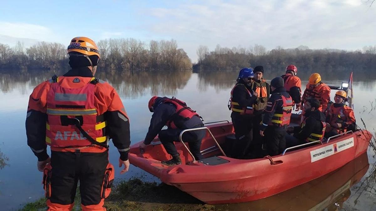 Bosna Hersek'in Sava Nehri'nde kaybolan 5 Trk vatanda iin AFAD'dan destek