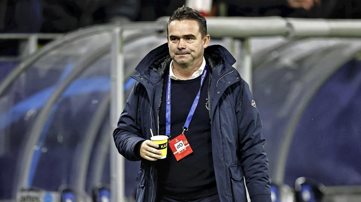 Marc Overmars'tan kt haber! Resmi aklama geldi