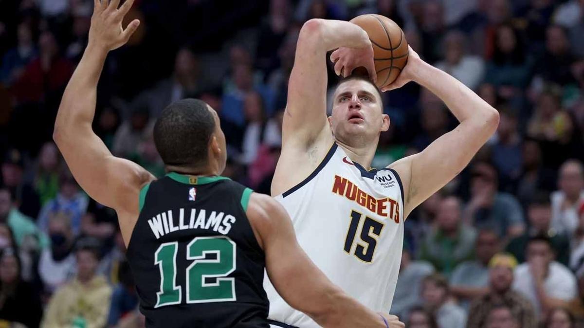 Denver Nuggets lider Boston Celtics'i devirdi