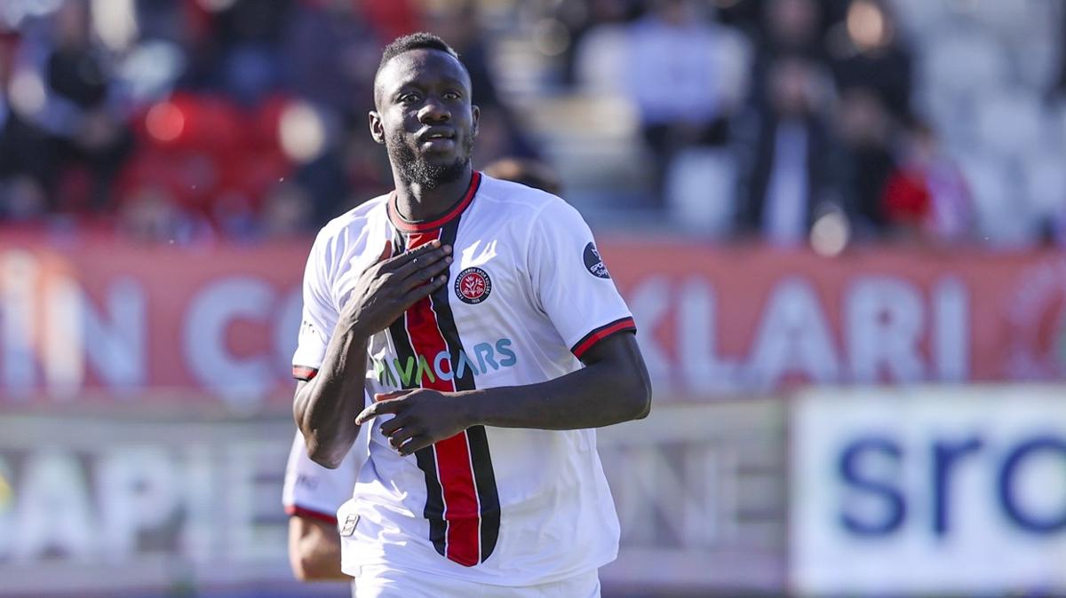 Mbaye Diagne'ye bir darbe de ofrnden! ikayeti oldu