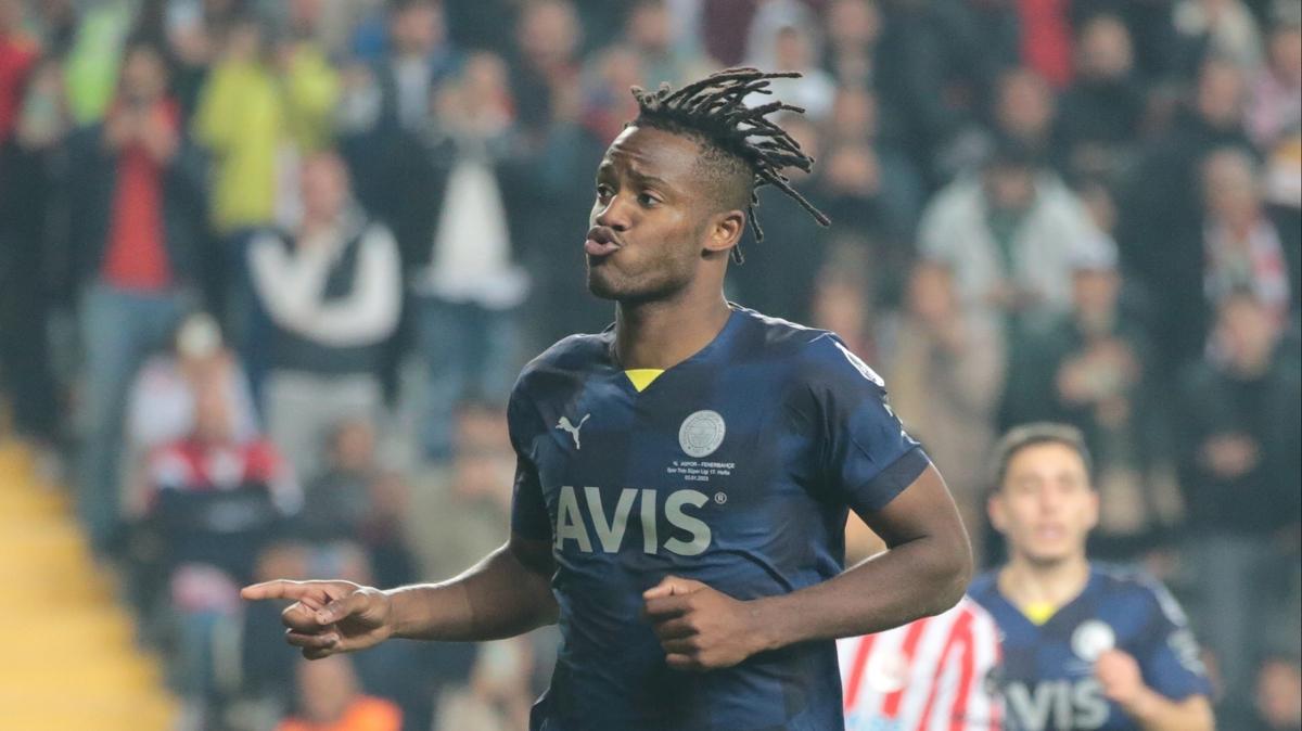 Michy Batshuayi: "Galatasaray bize gelecek"