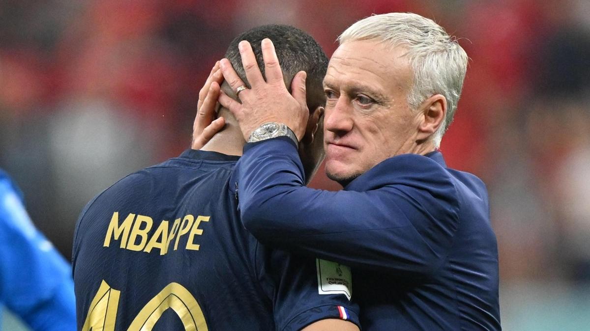 Fransa'da Didier Deschamps'n kaderi belli oldu! Resmi aklama geldi