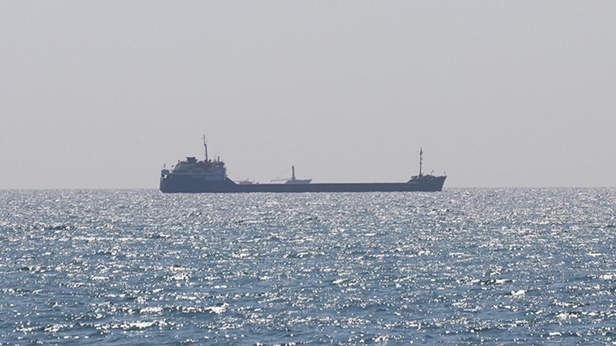 300 bin ton buday tayan gemiler Pakistan'a ulat