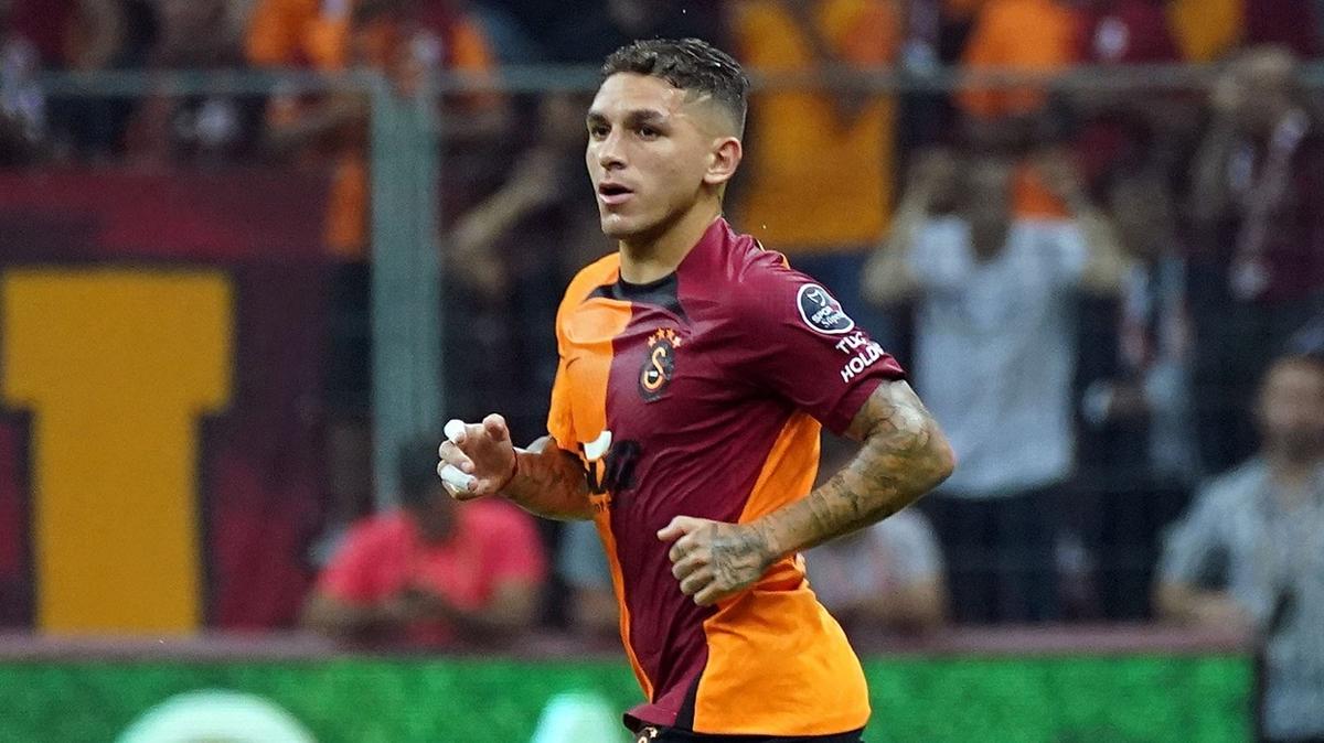 Lucas Torreira Mauro Icardi'nin keyfini yerine getirdi