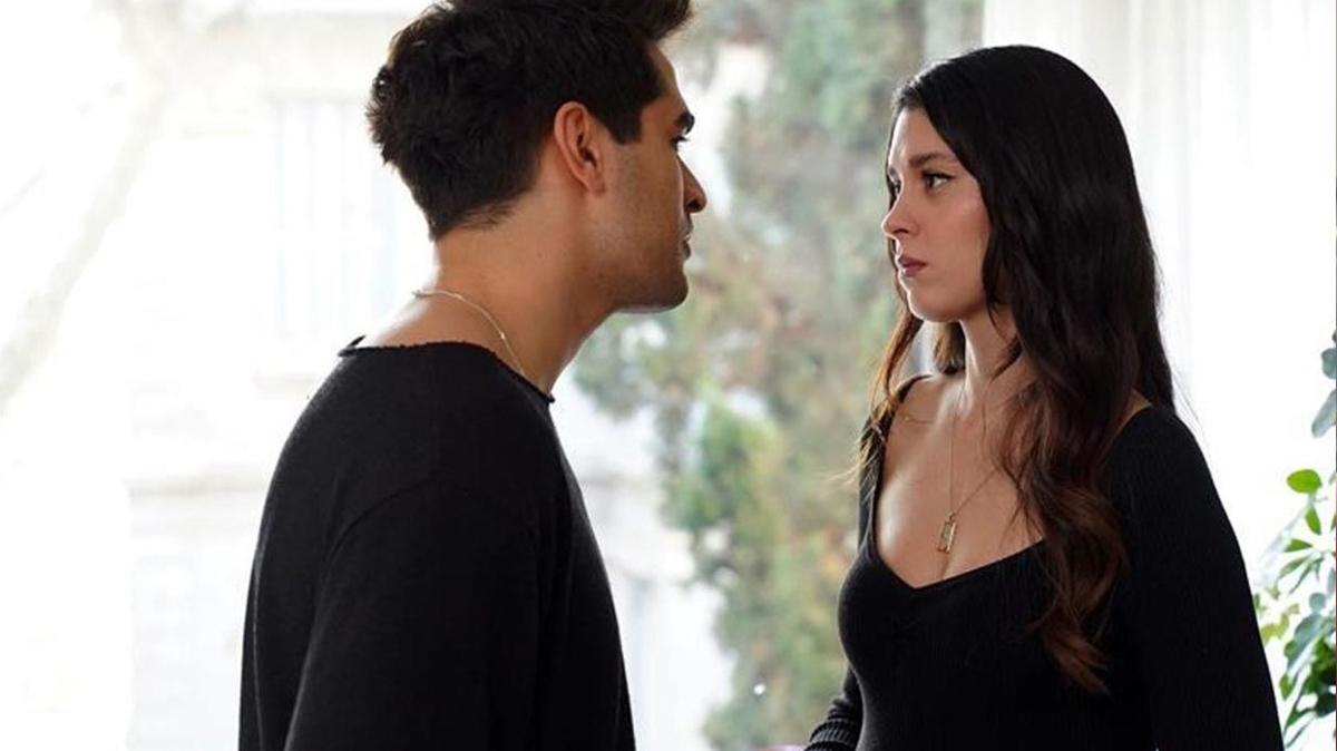 Yal apkn'nn Pelin'i diziden ayrlyor mu" Bue Buse Kahraman ile ilgili fla gelime