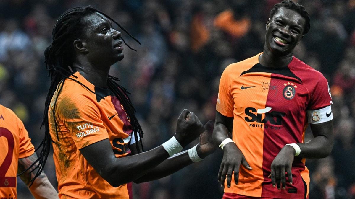 Ve Bafetimbi Gomis imzay atyor! Galatasaray'da kimse bu karar beklemiyordu