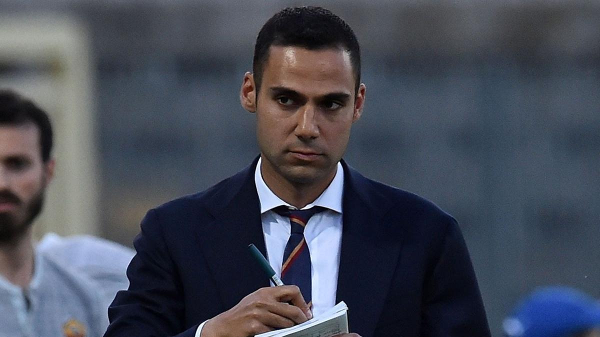 Roma'da Trk frtnas! Eski Galatasarayl antrenrden mthi i...