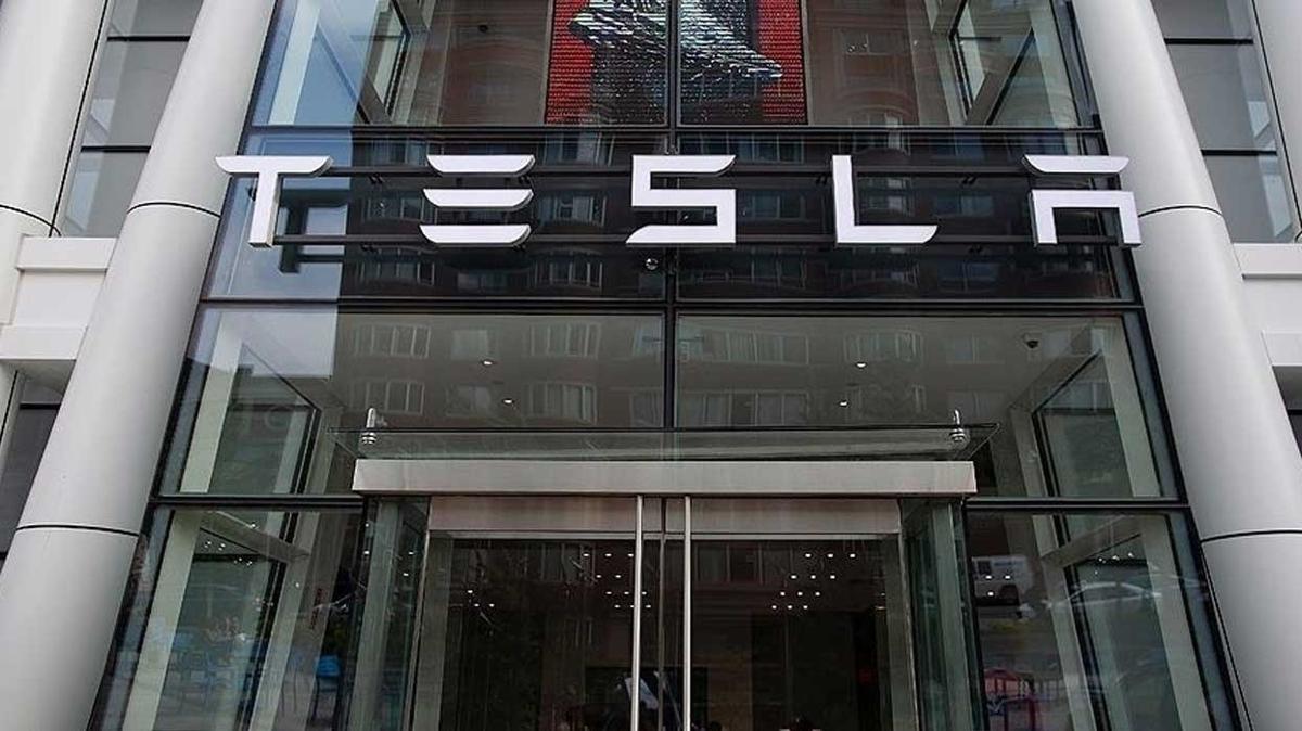 Tesla'nn gelirleri rekor seviyeye ulat