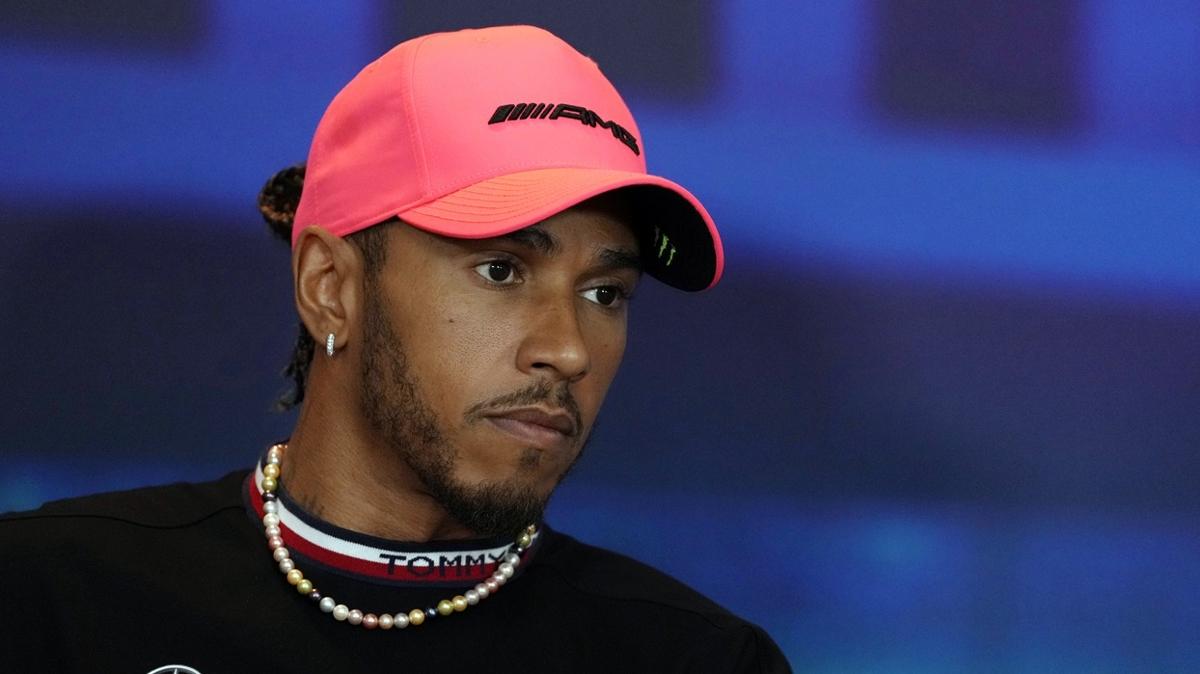 Formula 1 pilotu Lewis Hamilton'dan Trkiye'ye destek