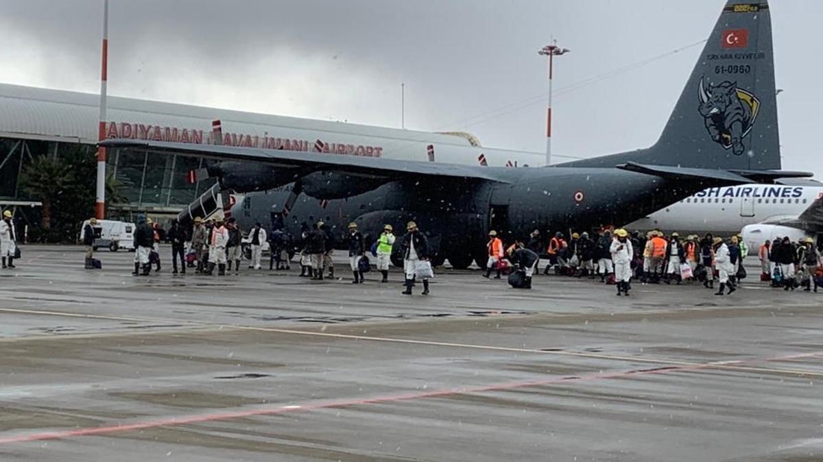 JAK personeli Hatay'a intikal etti