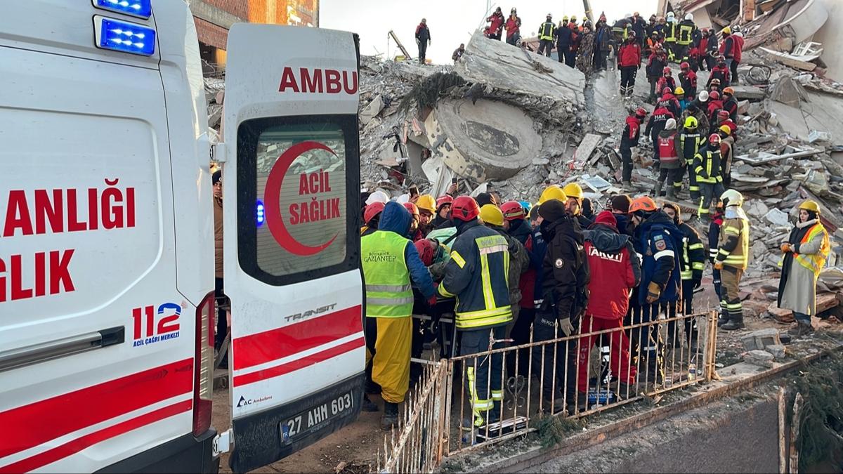 Depremin etkiledii 5 ilde tr ve konteyner eczaneler kuruldu