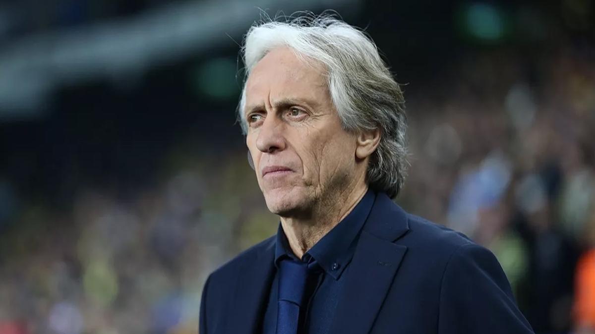 Fenerbahe'de planlar sil batan! Jorge Jesus kararn verdi