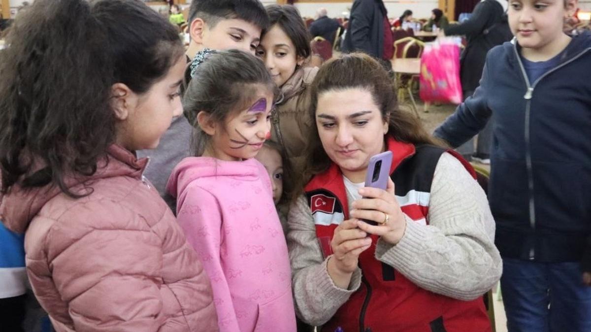 Depremzede ocuklar iin psikososyal destek