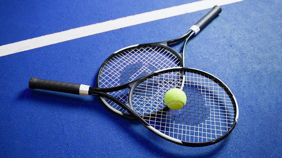 Depremzedeler iin tenis dnyasndan yardmlar