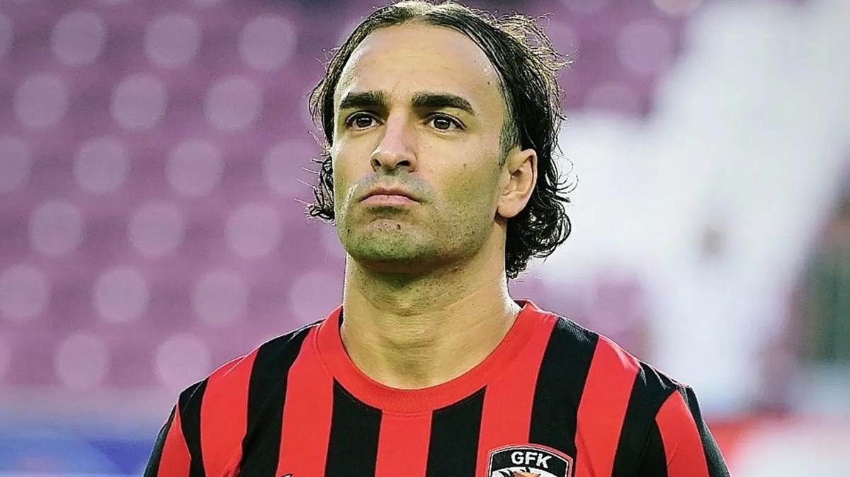 Lazar Markovic resmen akland