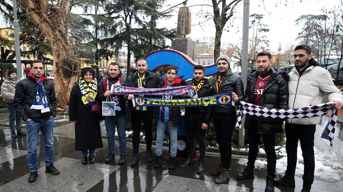 Fenerbahelisi, Galatasarayls... Her renkten taraftarlar Trabzon'da