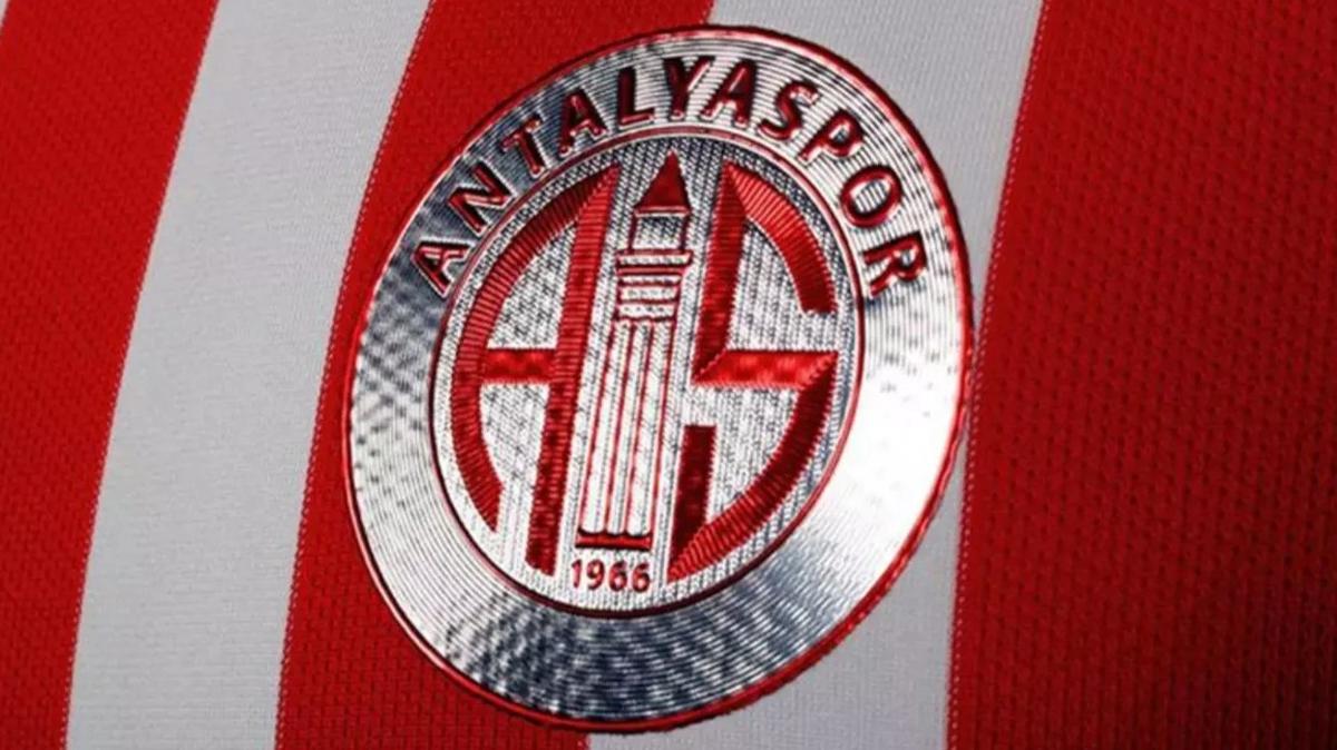 Antalyaspor'da yeni ekip sahada