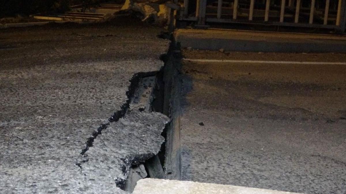 Hatay'da 2 yeni deprem... Kpr 10 santimetre kt