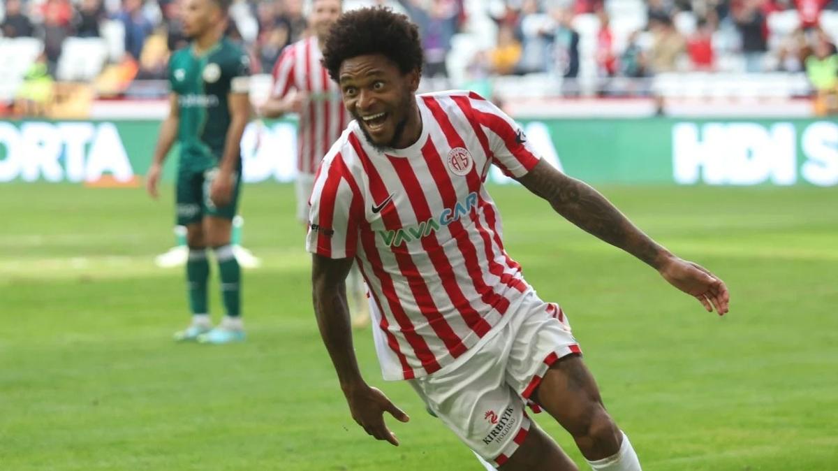 Antalyaspor'da ayrlk! te Luiz Adriano'nun yeni takm