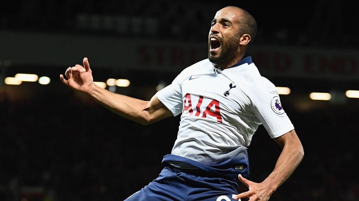 Lucas Moura Fenerbahe'ye yakn