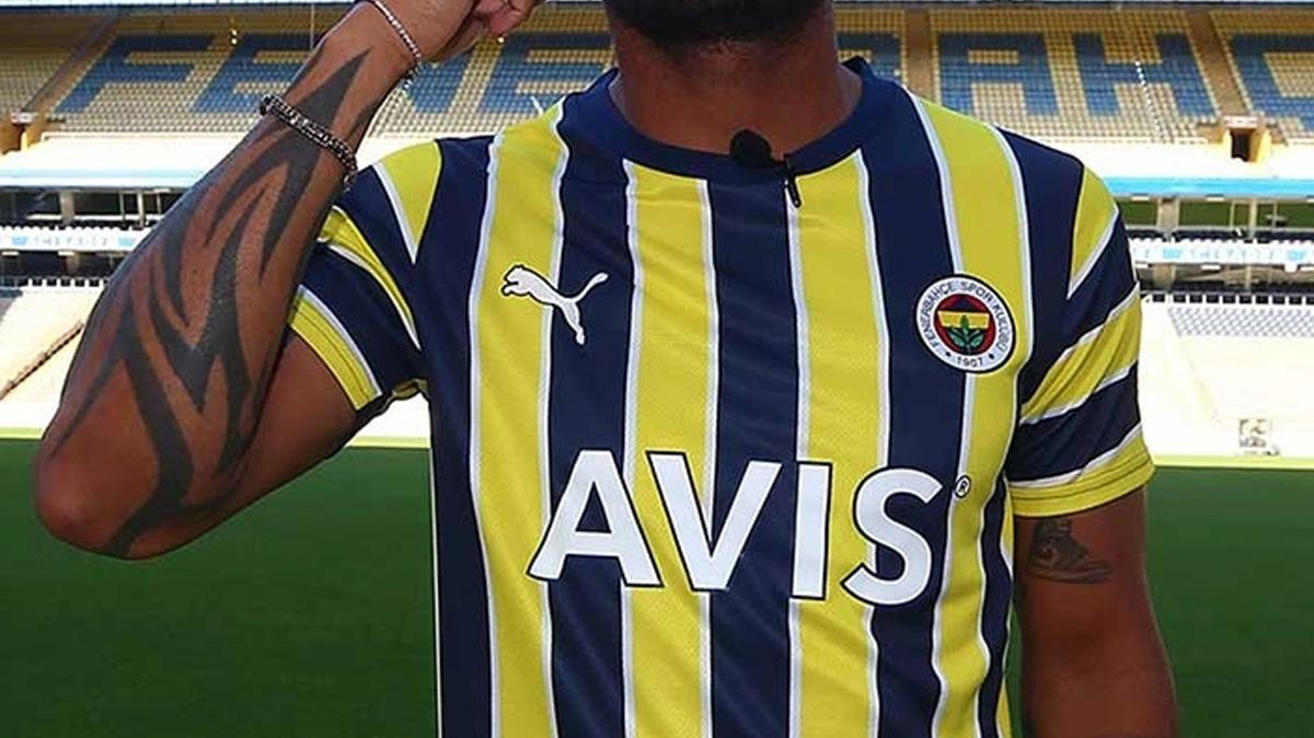 Fenerbahe'nin forvetine srpriz talip