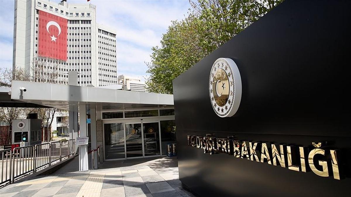 Bakanlk deprem blgelerine yaplan ayni yardmlara ilikin verileri paylat