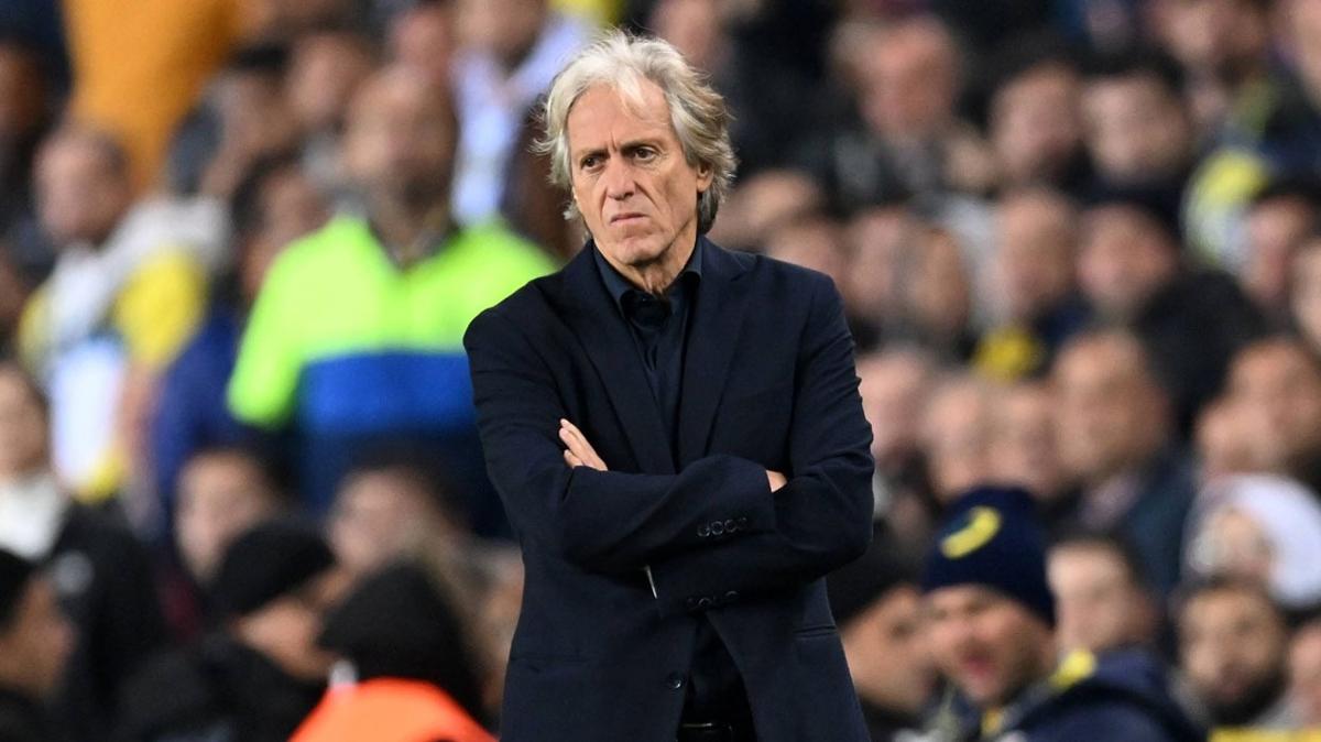 Jorge Jesus'u UEFA'da bekleyen ceza tehlikesi