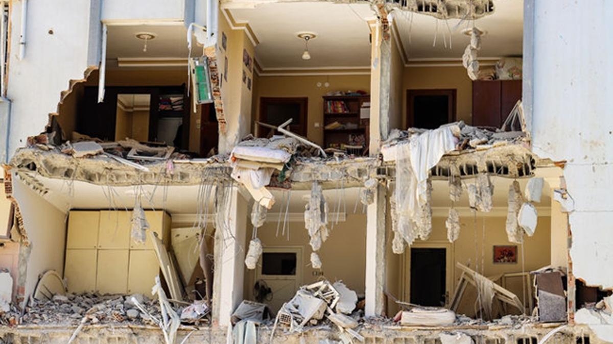 deprem son dakika deprem haberleri Alpargn Apartman Alpargn Apartman son durum fotoraflar resimleri