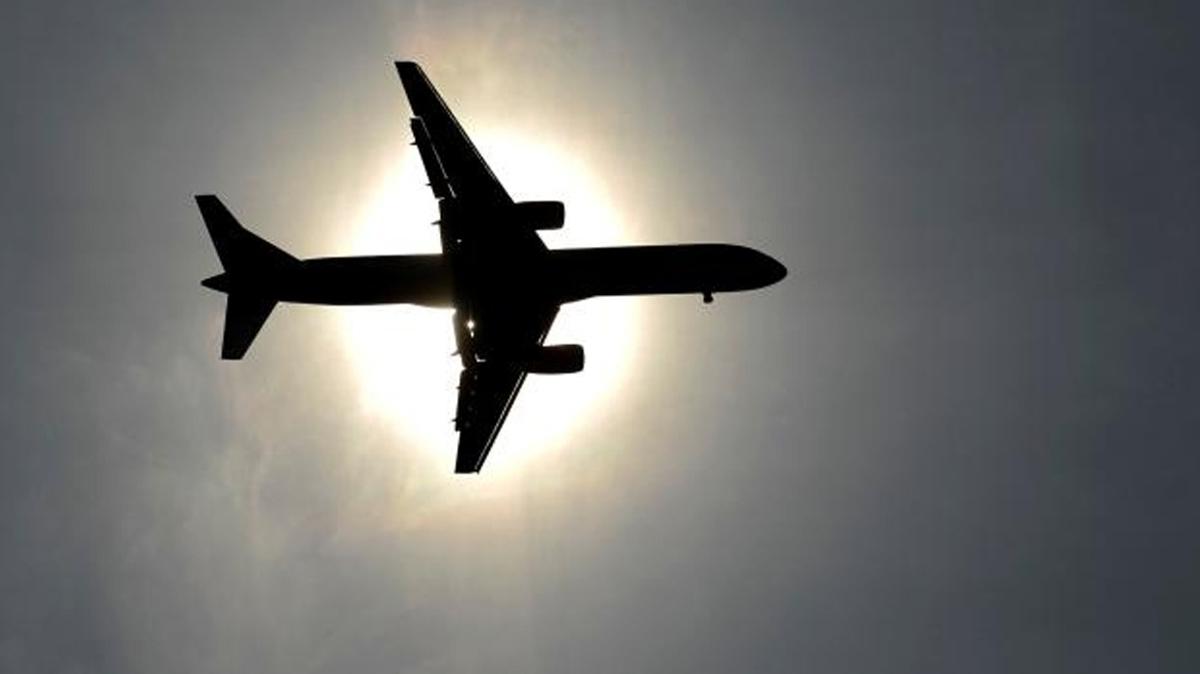 Almanya'dan Mauritius'a giden uak trblansa girdi: 20 yaral