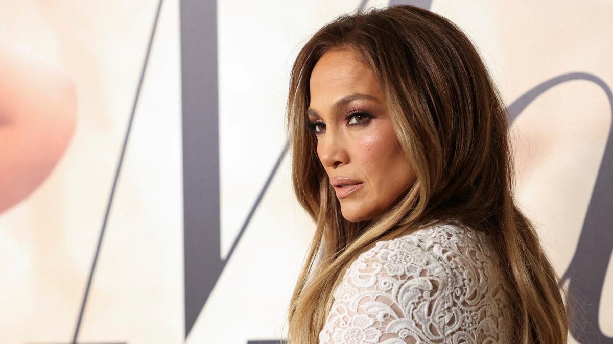Jennifer Lopez gnlk spor rutinini paylat