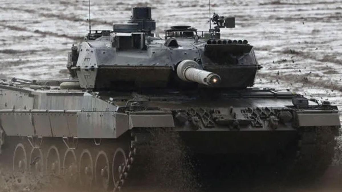 spanya'dan Ukrayna'ya 6 adet Leopard tank