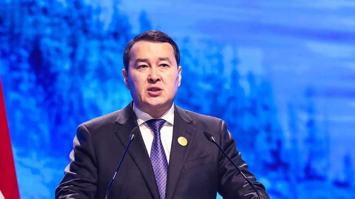 Kazakistan Babakan yeniden Alihan smailov oldu