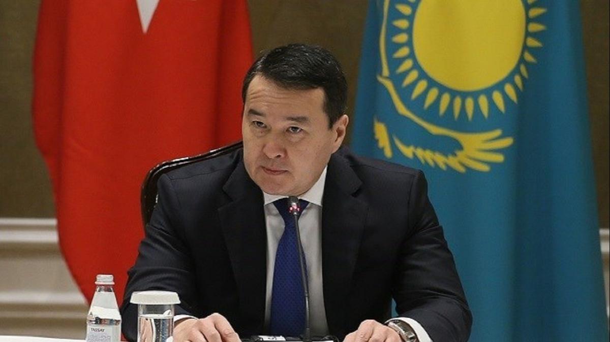 Kazakistan'da yeniden Babakan Alihan smailov oldu