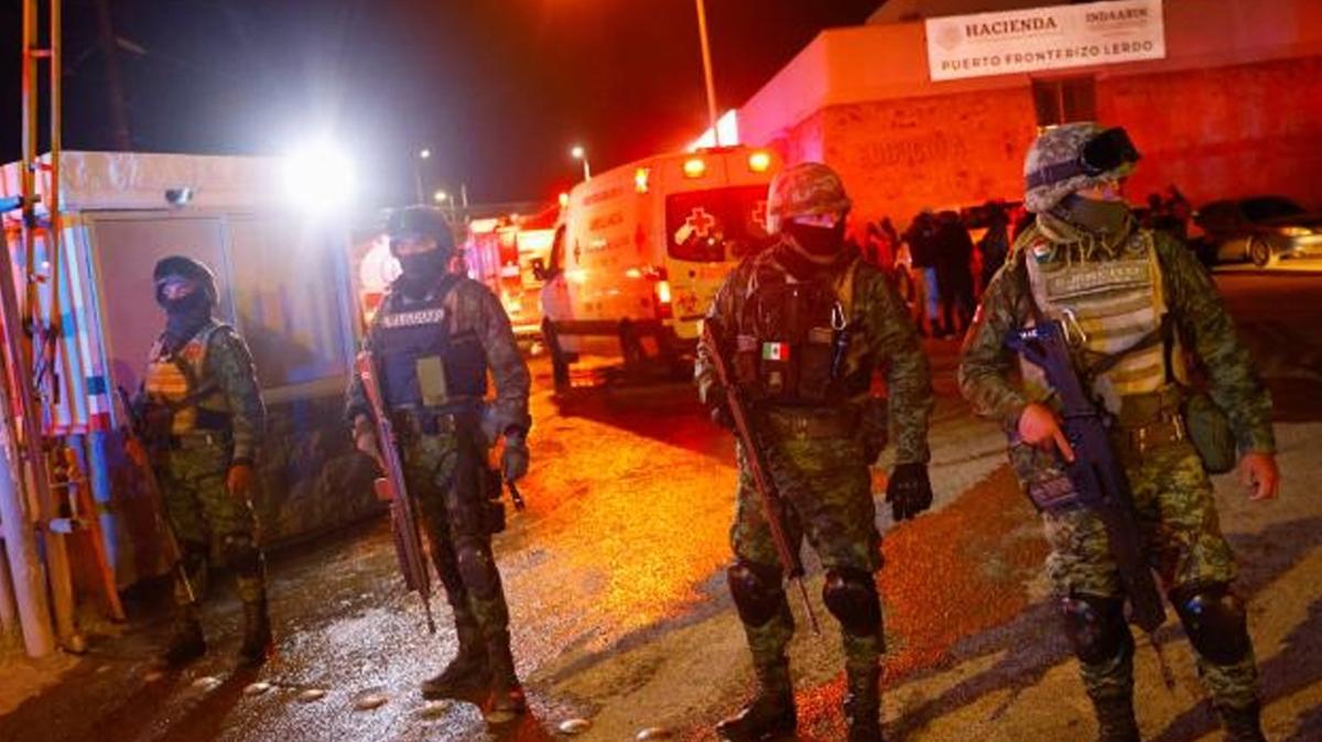 Meksika'da gmenlerin ld yangna cinayet soruturmas