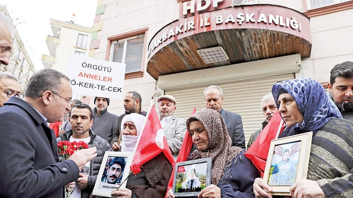 Adalet Bakan Bozda'dan Diyarbakr annelerine ziyaret! Evladnz CHP'den de isteyin