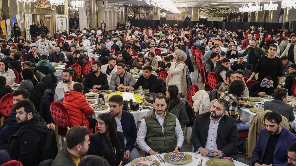 AK Parti'den stanbul'un 39 ilesinde sahur program