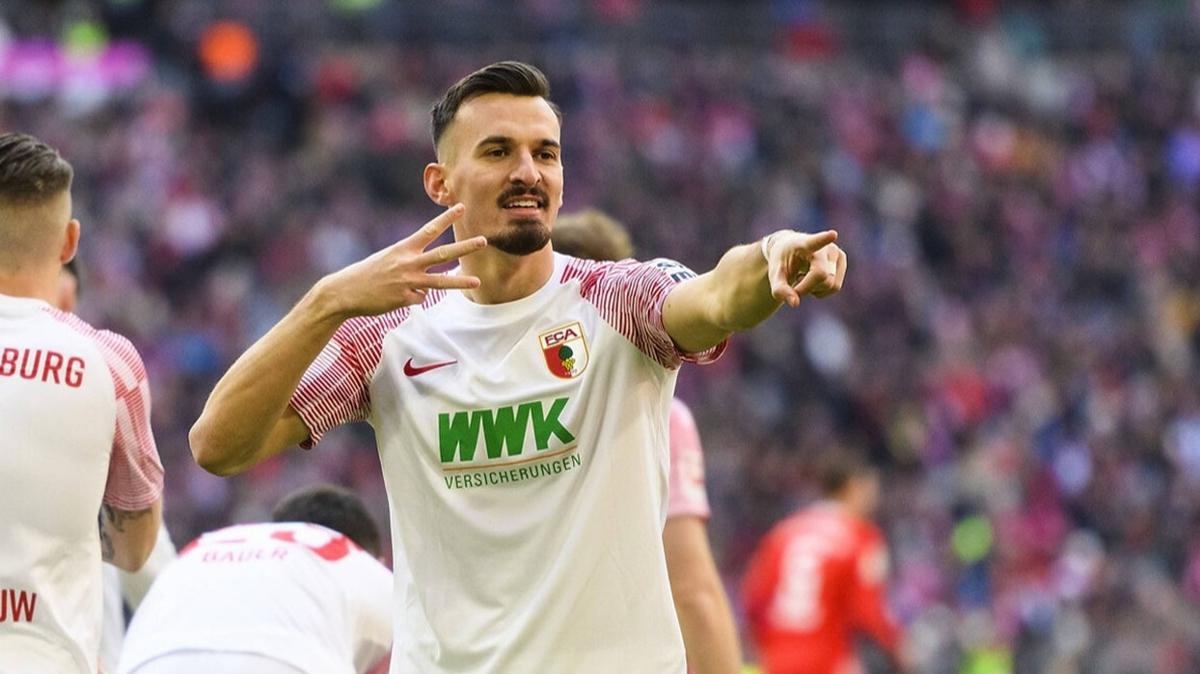 Augsburg kararn verdi! Mergim Berisha'nn bonservisi alnyor