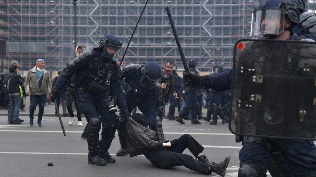 Fransa'daki protestolarda yaplan keyfi gzaltlara ikayet yad