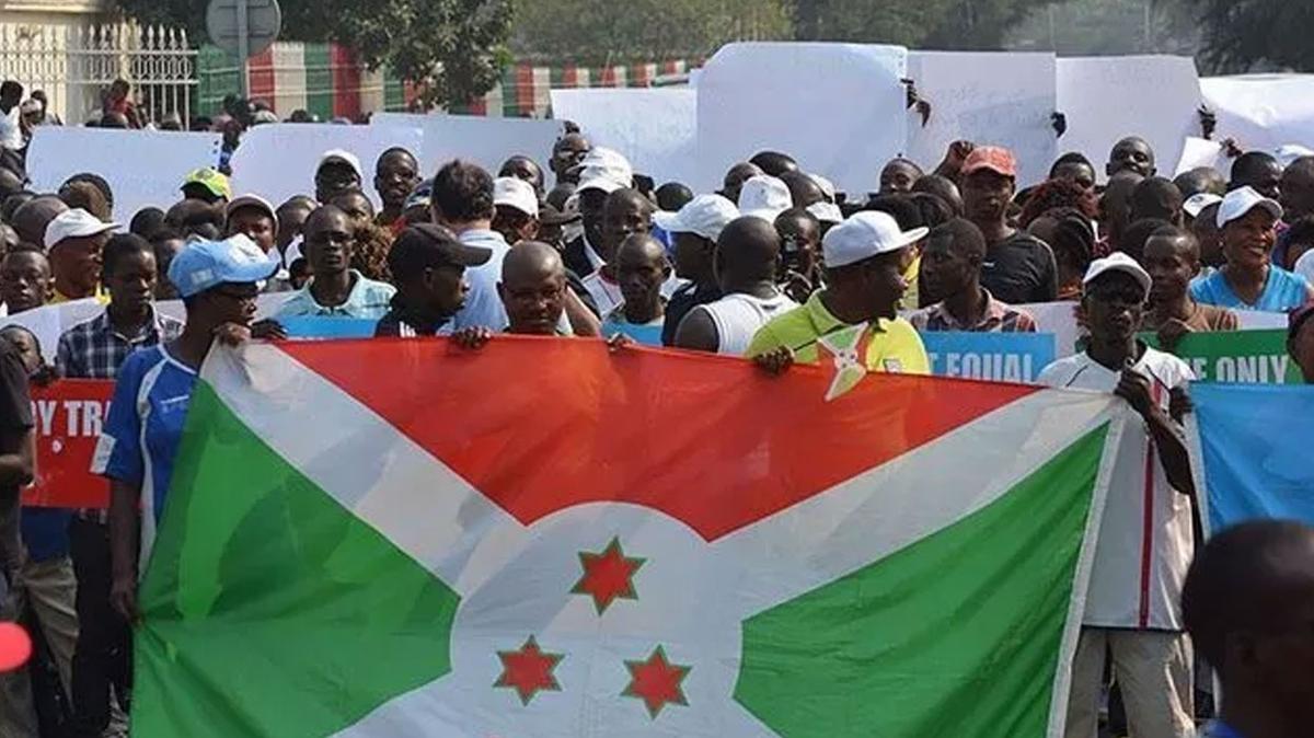 Burundi'de altn madeninde meydana gelen su basknnda 13 ii ld