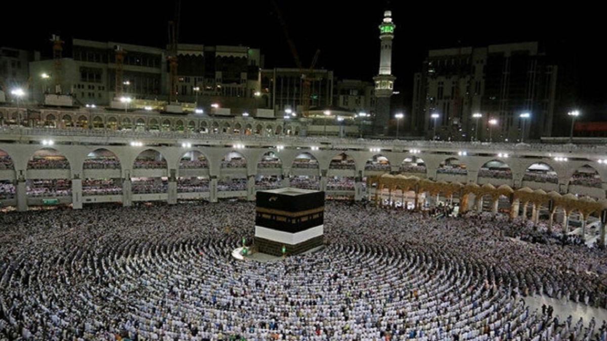 Kabe'de Ramazan'n ilk 10 gn 9 milyonun zerinde insan ibadet etti