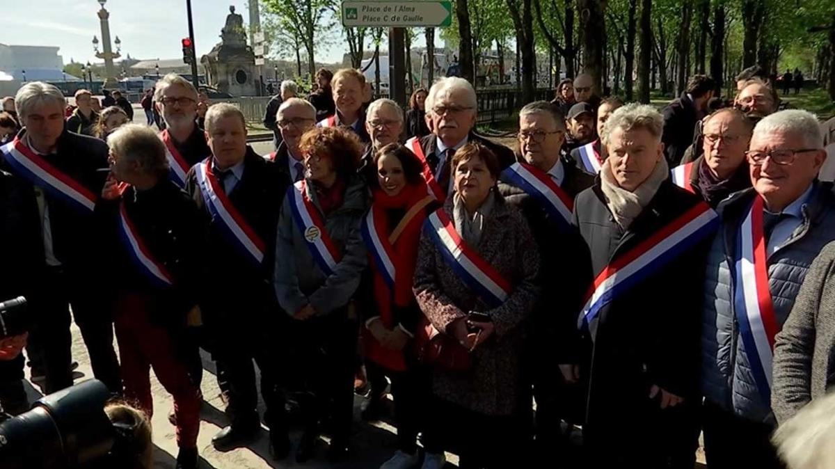 Fransz milletvekillerinden emeklilik reformuna tepki