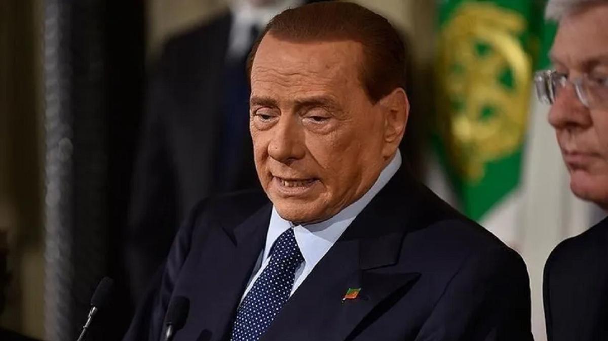 Berlusconi'nin korkutan hastal ortaya kt!